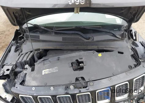 2018 Jeep Compass Latitude 4X4 from USA, damaged, VIN 3C4NJDBB6JT479294
